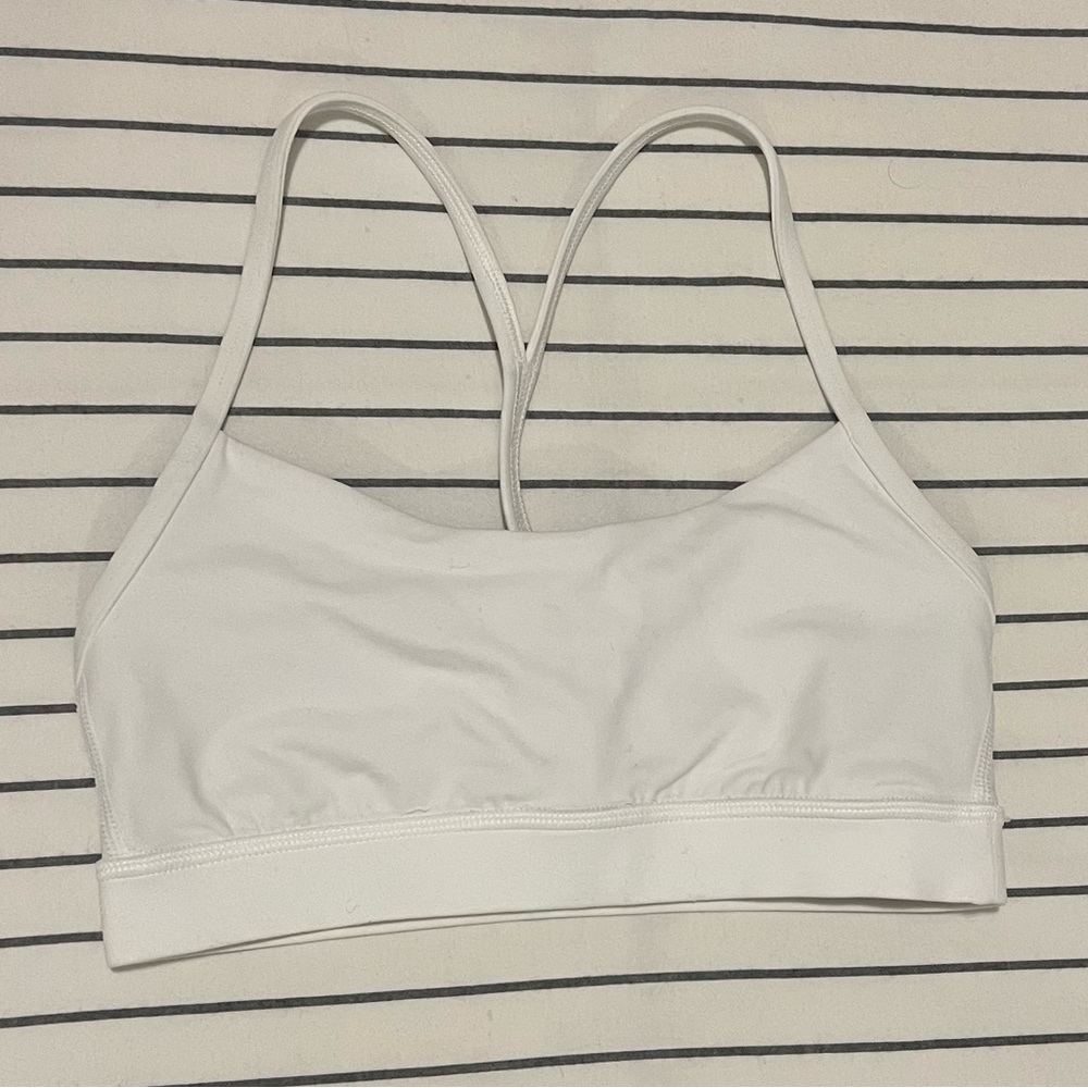 Lululemon White Flow Y Bra